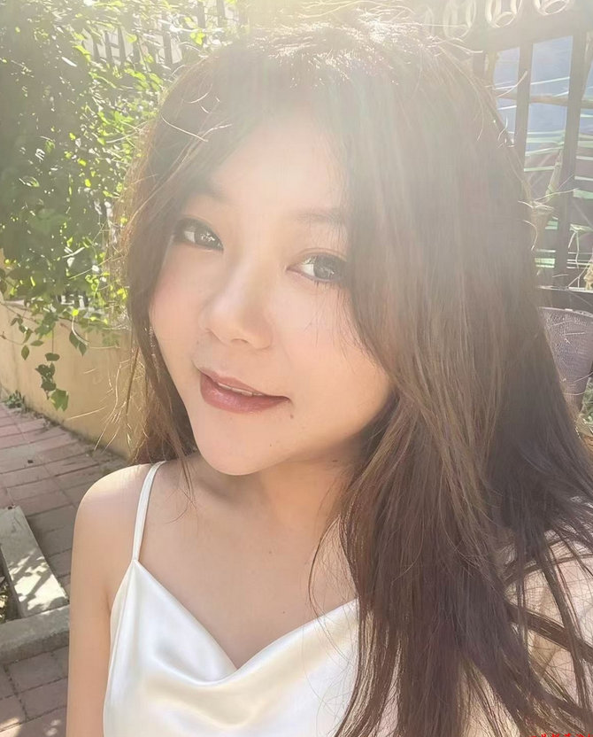 角门西大奶子小少妇按摩体验